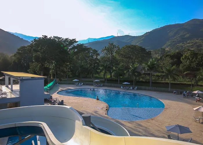 Apto Di Sole Santa Feantioquia